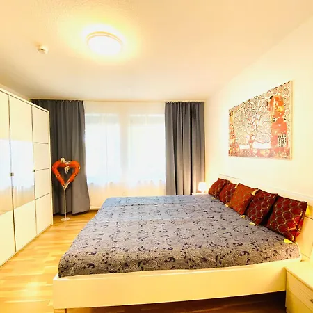 Hannovermesseapartment With Terrace 아파트