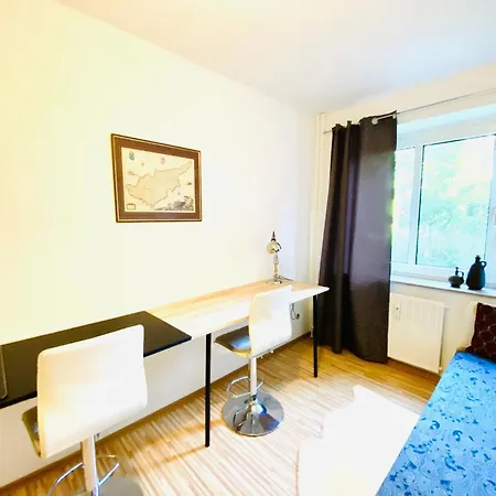 Hannovermesseapartment With Terrace *